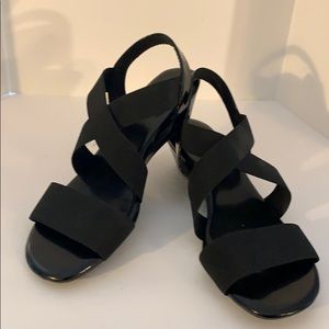 Comfort Plus by Prediction  size 8 1/2 Black